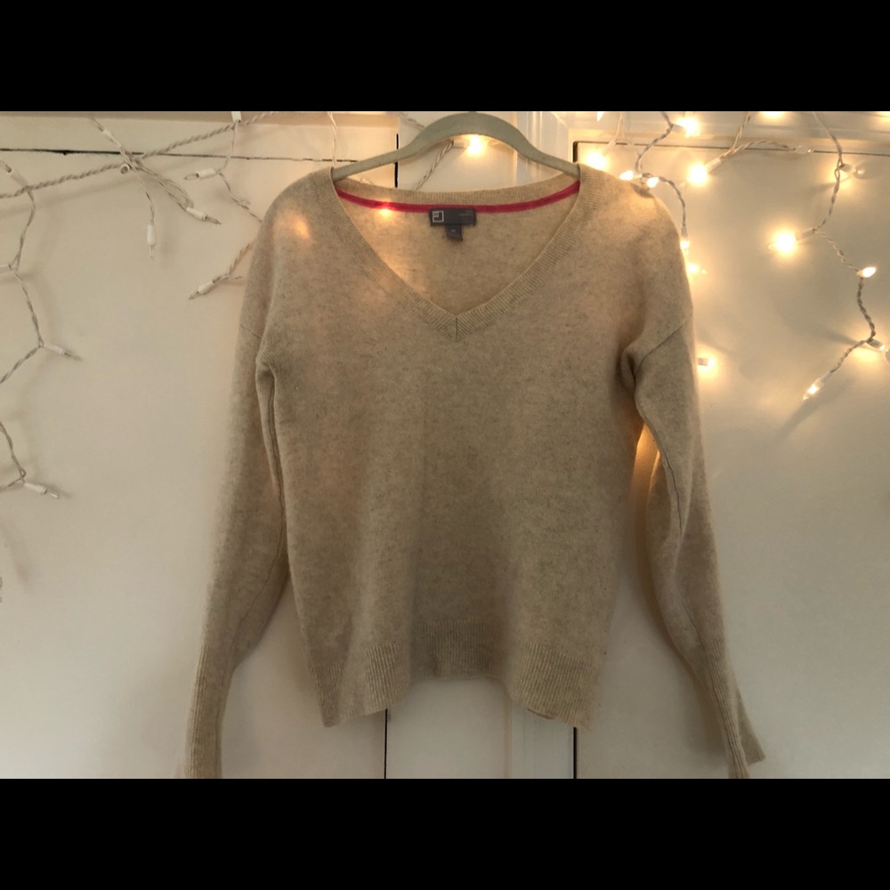100% Cashmere Cream Sweater